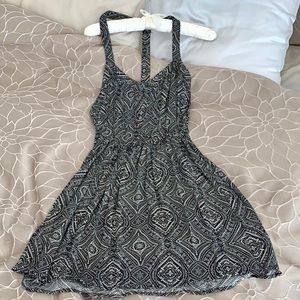 Lightweight A-line geometric print dress